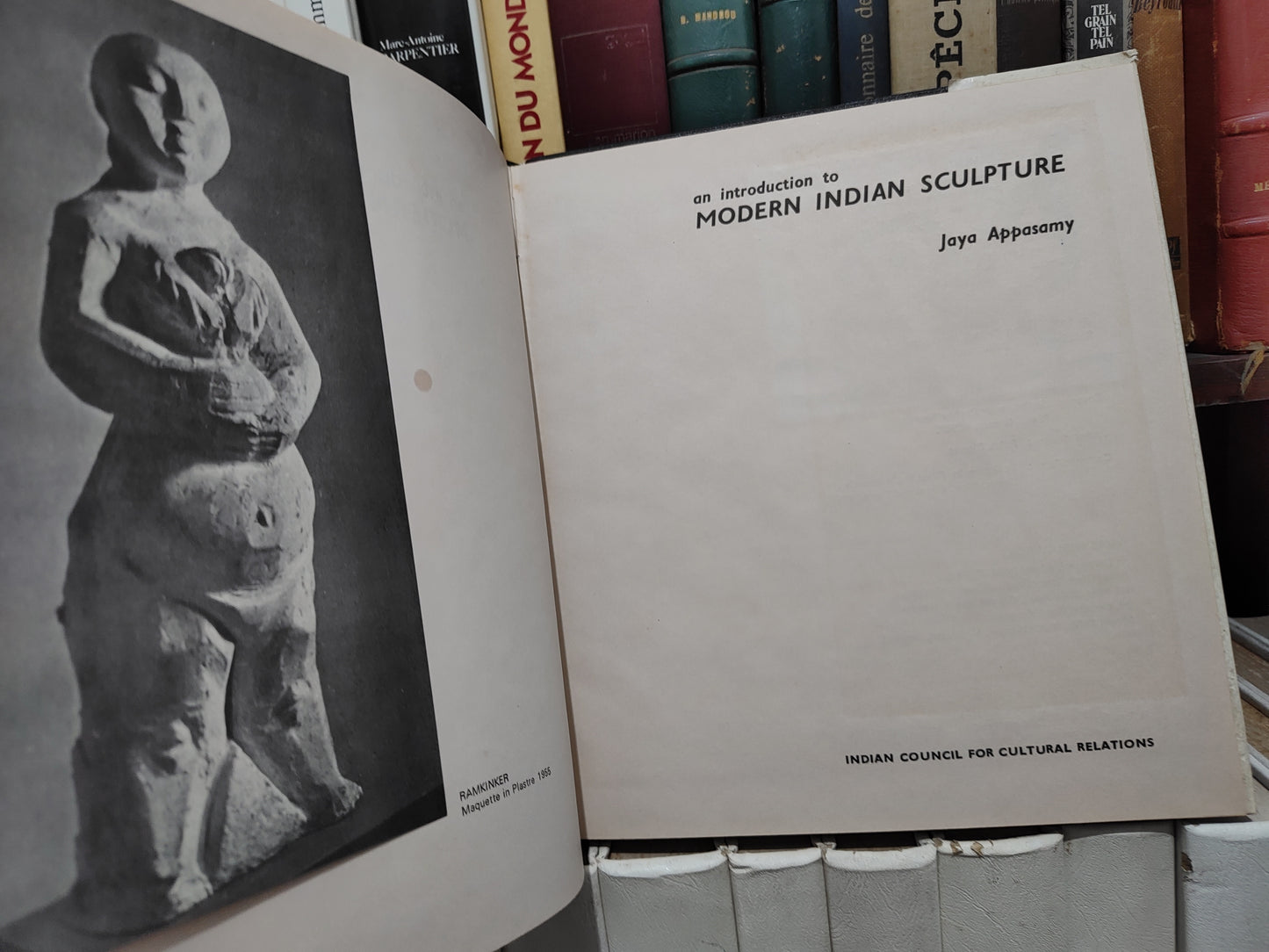 Appasamy - An introduction to Modern Indian sculpture