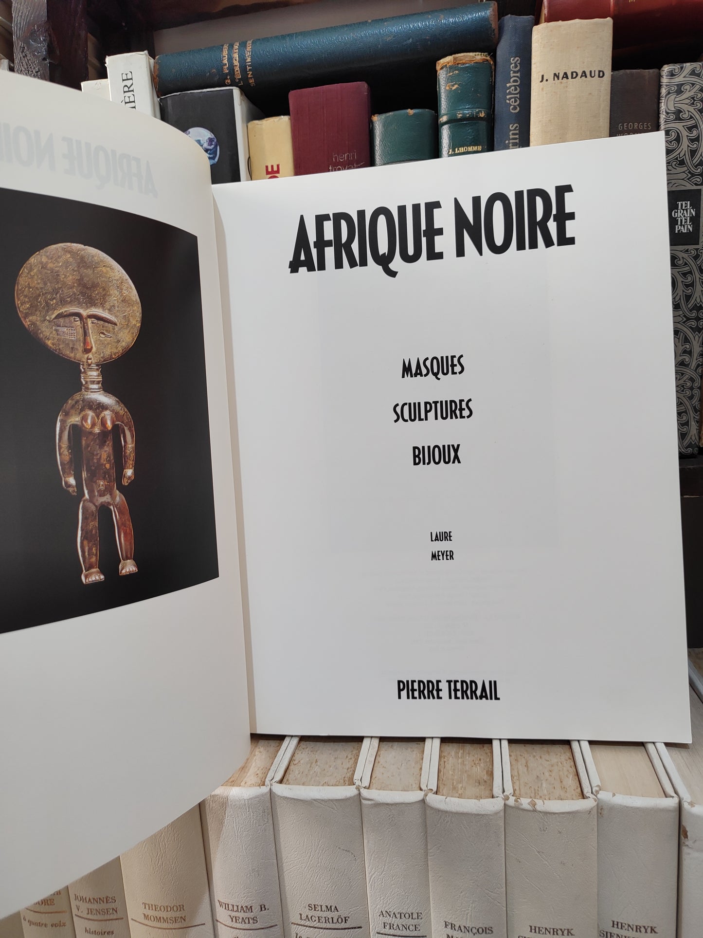 Meyer - Afrique noire masques sculpture bijoux