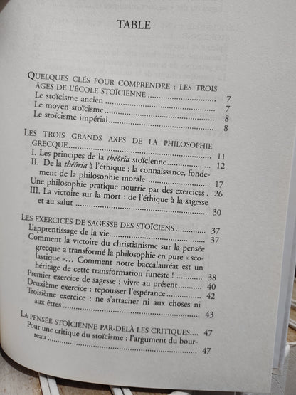 Ferry - Epicuriens et stoïciens (sans cd)